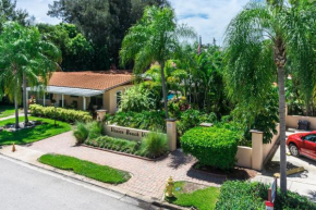 Tropical Villas Of Venice Beach